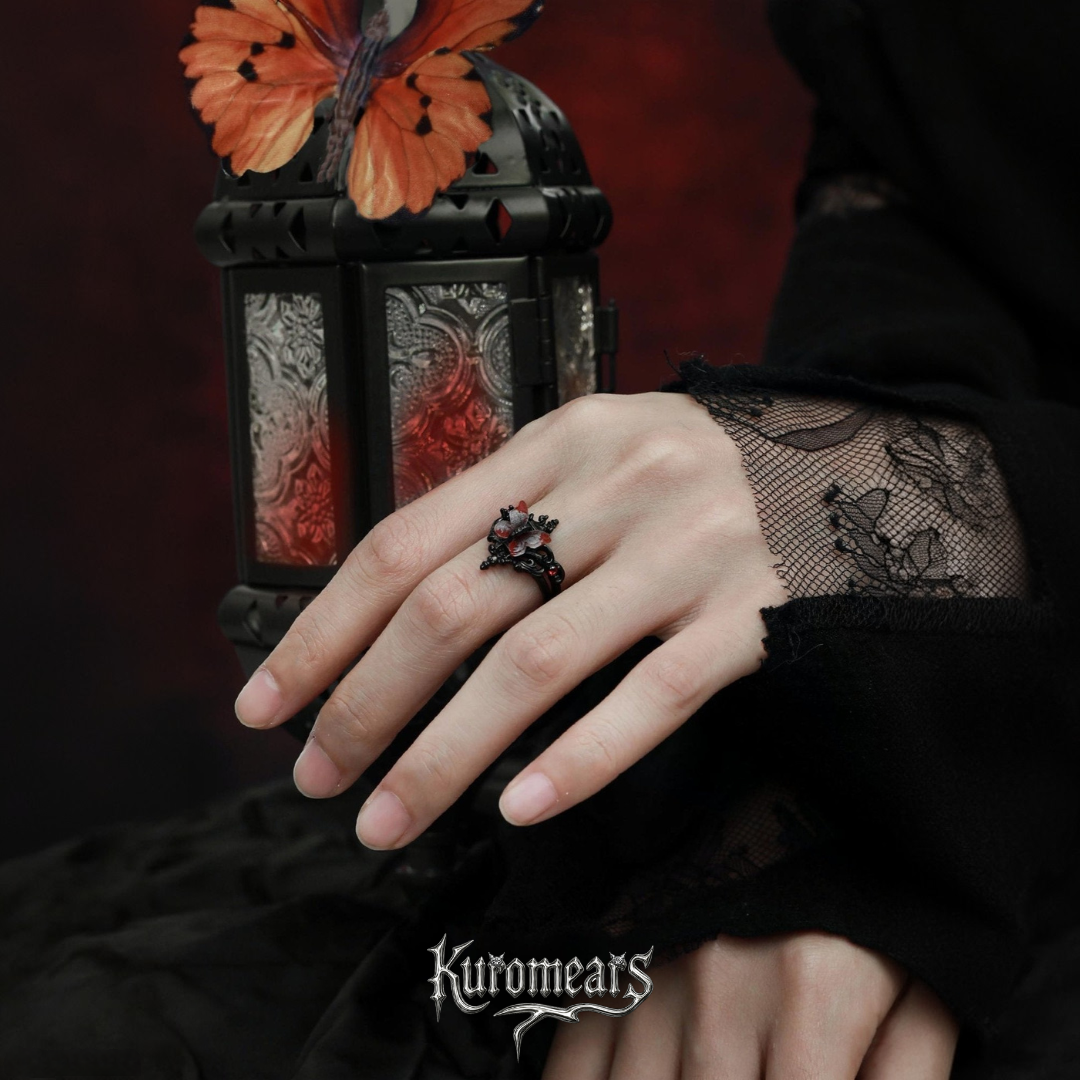 Mothveil Ring